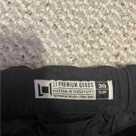 L1 Premium Goods. Ventura Snow Pant - Picture 3 of 3